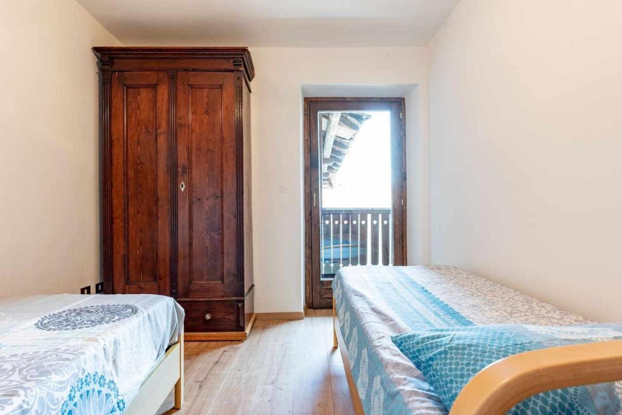 Apartamento Dimora al Portico Cloz OSPITAR Exterior foto